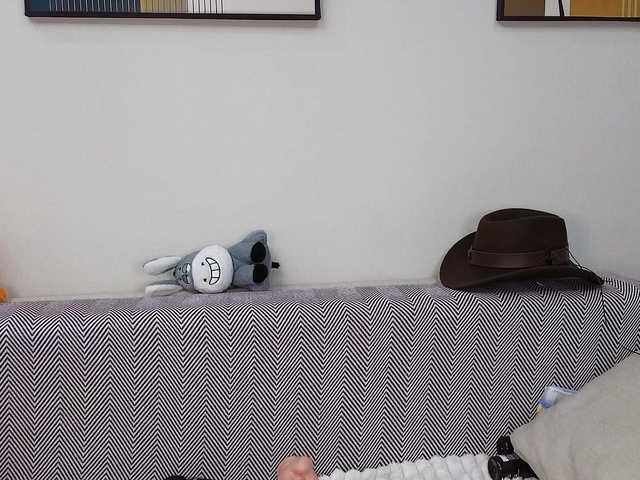 jaslee's BongaCams show and profile