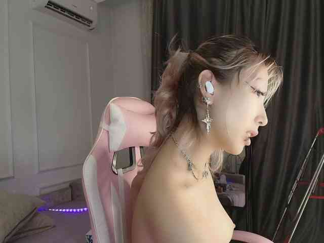モデル: jaslee