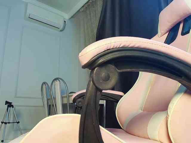 jaslee webcam