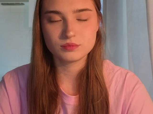 ChristiaPettet live cam on BongaCams