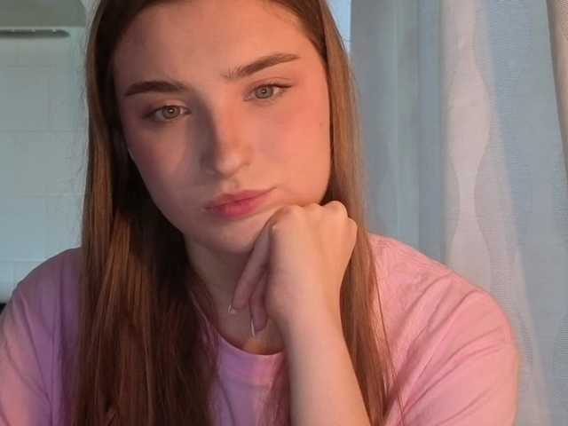 ChristiaPettet live cam on BongaCams