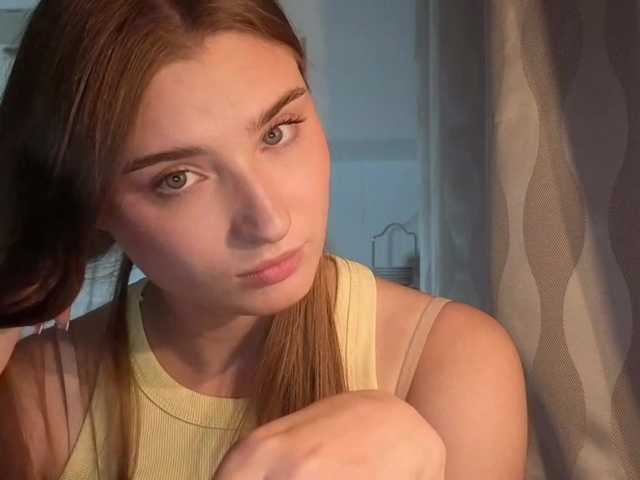 ChristiaPettet live cam on BongaCams