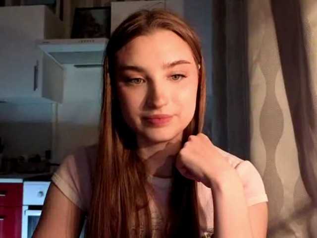 ChristiaPettet's BongaCams show and profile