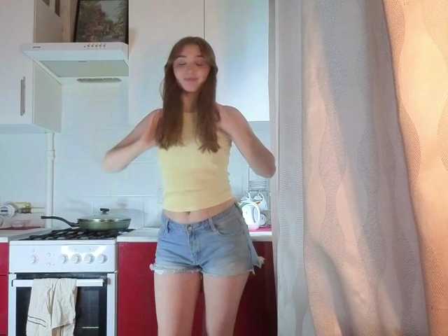 ChristiaPettet live cam on BongaCams