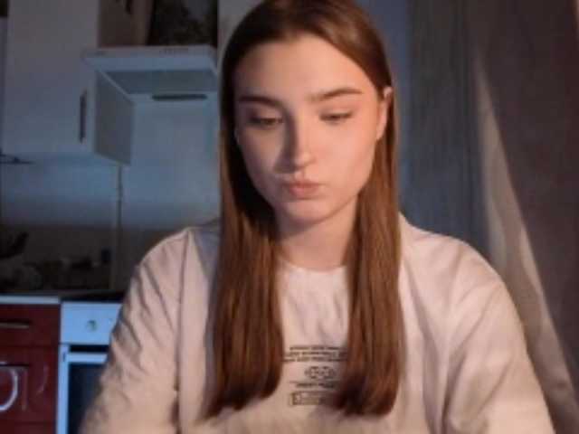 ChristiaPettet's BongaCams show and profile