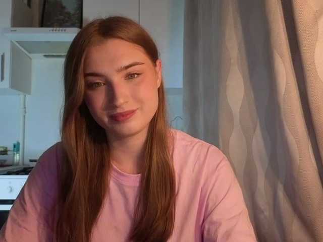 ChristiaPettet live cam on BongaCams