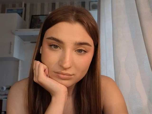 ChristiaPettet's BongaCams show and profile