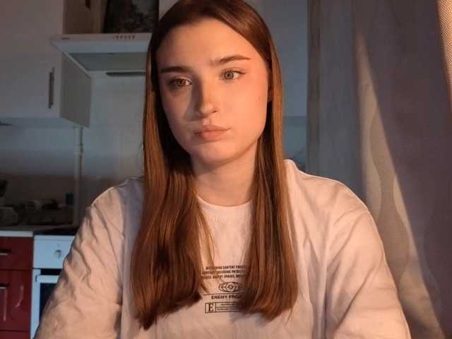 ChristiaPettet's BongaCams show and profile