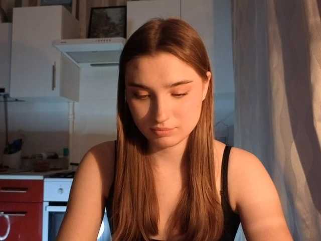 ChristiaPettet's BongaCams show and profile