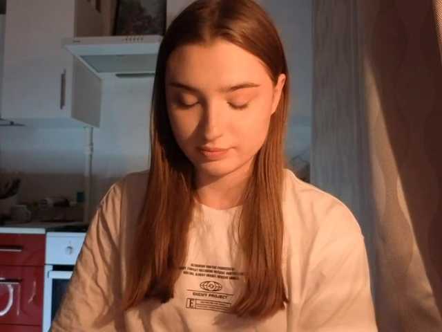 ChristiaPettet's BongaCams show and profile