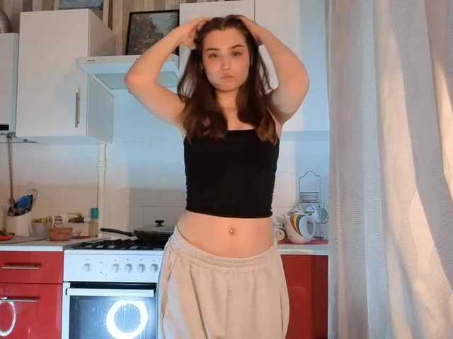 ChristiaPettet's BongaCams show and profile