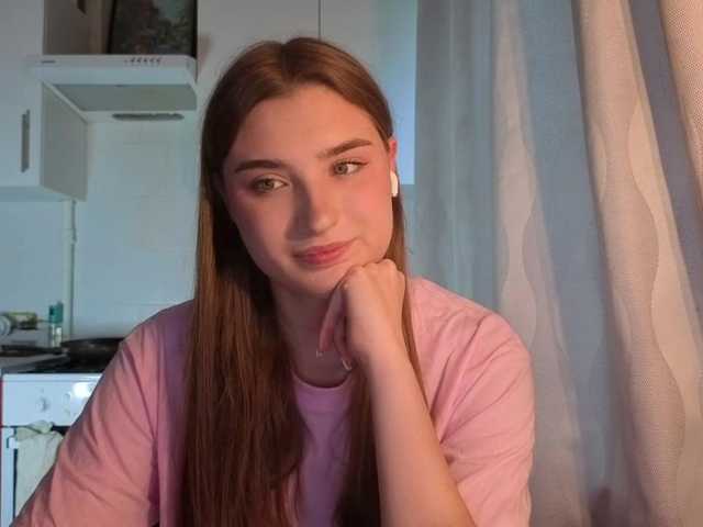 ChristiaPettet live cam on BongaCams