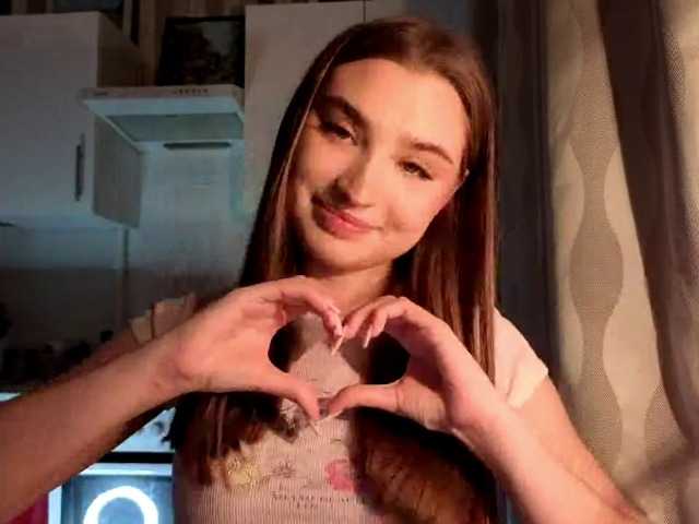 ChristiaPettet's BongaCams show and profile