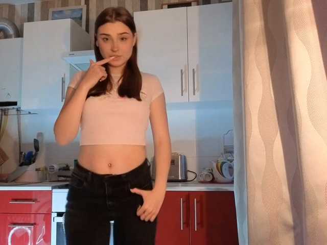 ChristiaPettet's BongaCams show and profile