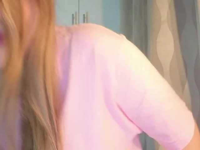 ChristiaPettet live cam on BongaCams