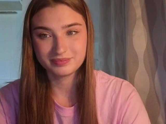 ChristiaPettet live cam on BongaCams
