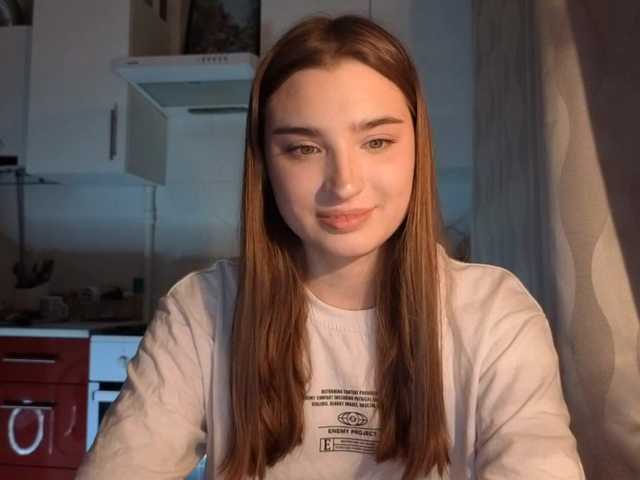 ChristiaPettet's BongaCams show and profile