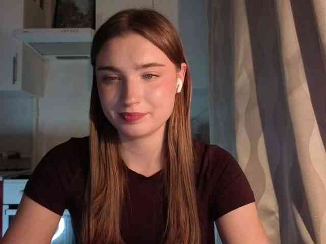 ChristiaPettet webcam