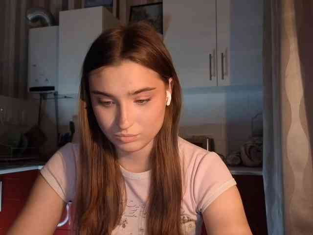 ChristiaPettet webcam