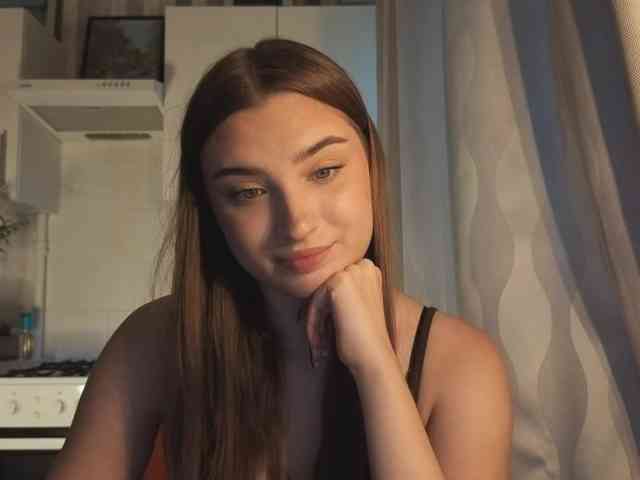 ChristiaPettet webcam