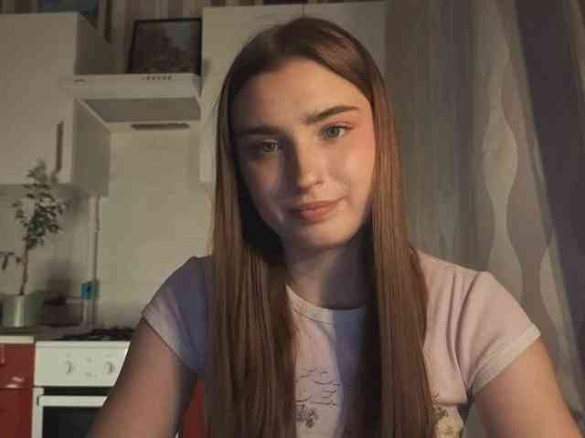 ChristiaPettet webcam