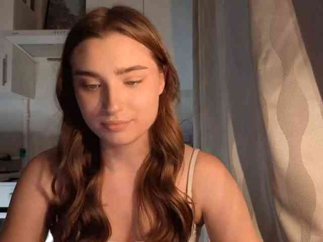 ChristiaPettet webcam