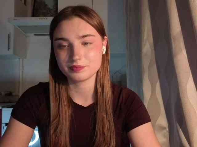 ChristiaPettet webcam