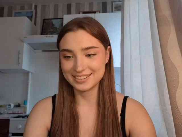 ChristiaPettet webcam