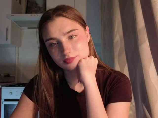 ChristiaPettet webcam