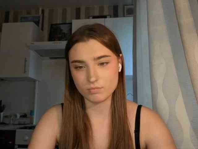 ChristiaPettet webcam