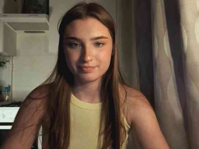 ChristiaPettet webcam