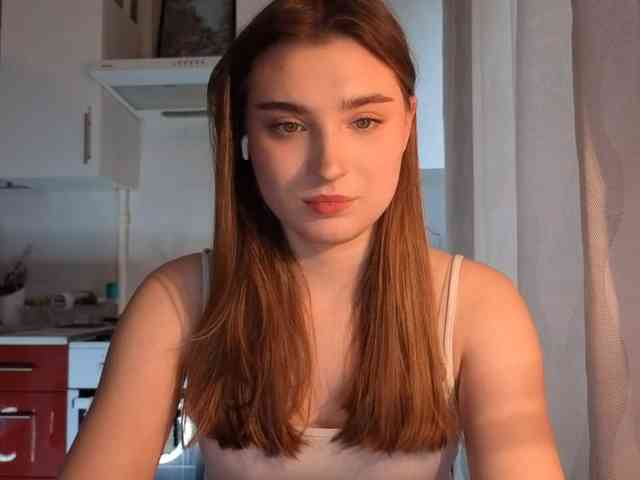 ChristiaPettet webcam