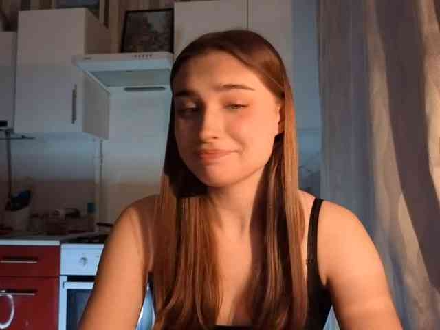 ChristiaPettet webcam