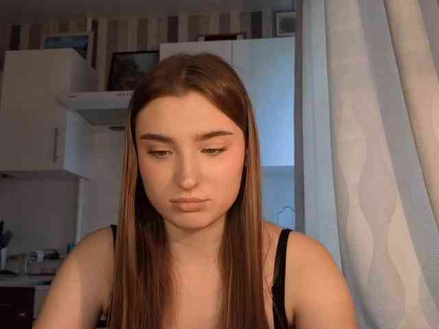 ChristiaPettet webcam