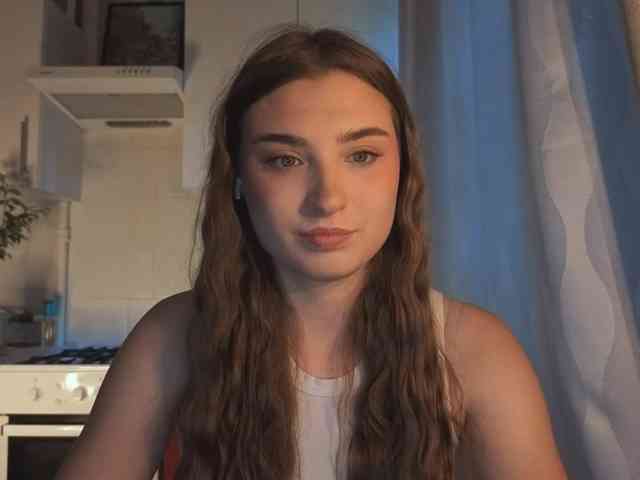 ChristiaPettet webcam