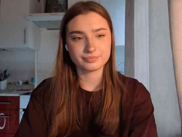 ChristiaPettet webcam