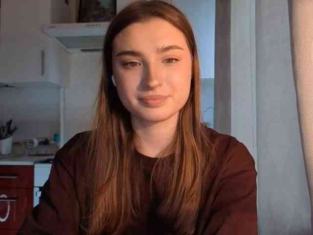 ChristiaPettet webcam