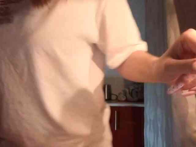 ChristiaPettet webcam