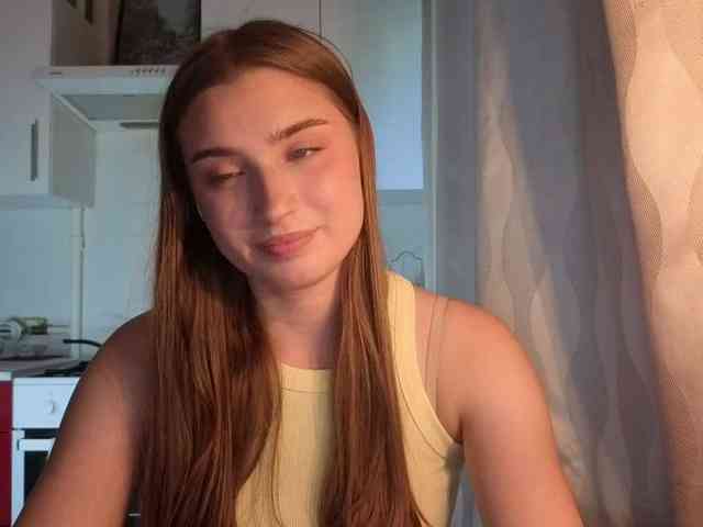 ChristiaPettet webcam