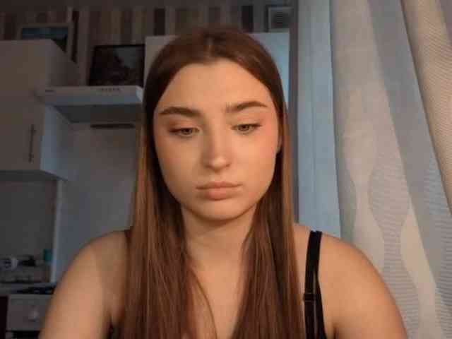 ChristiaPettet webcam