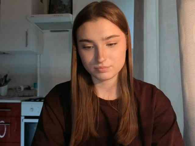 ChristiaPettet webcam