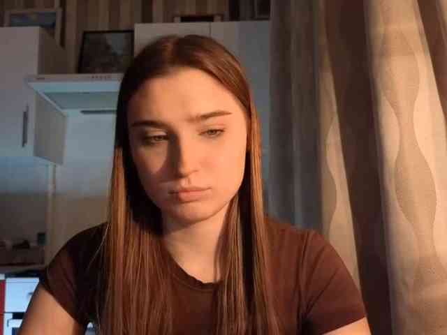 ChristiaPettet webcam