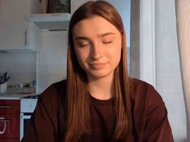 ChristiaPettet webcam