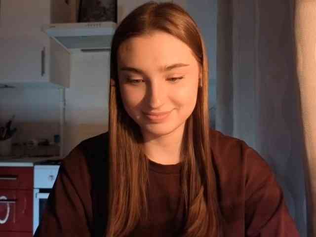 ChristiaPettet webcam