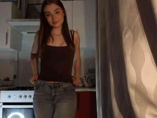 ChristiaPettet webcam