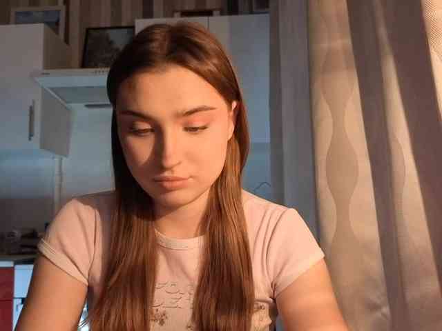 ChristiaPettet webcam