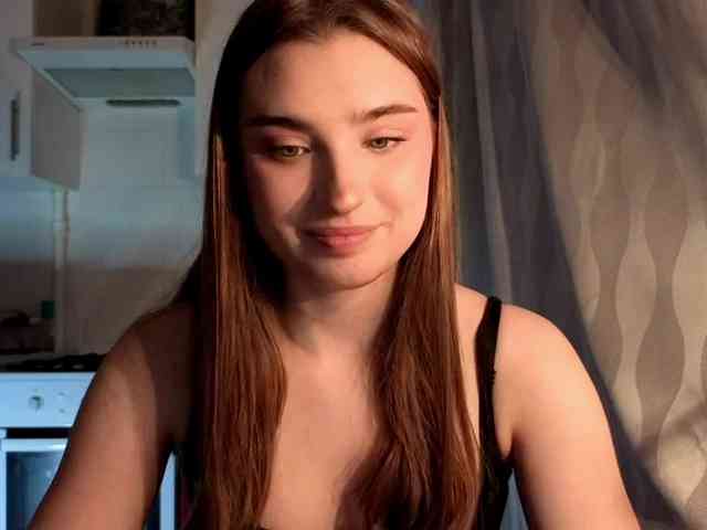 ChristiaPettet webcam