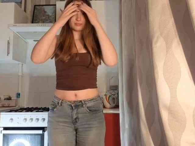 ChristiaPettet webcam
