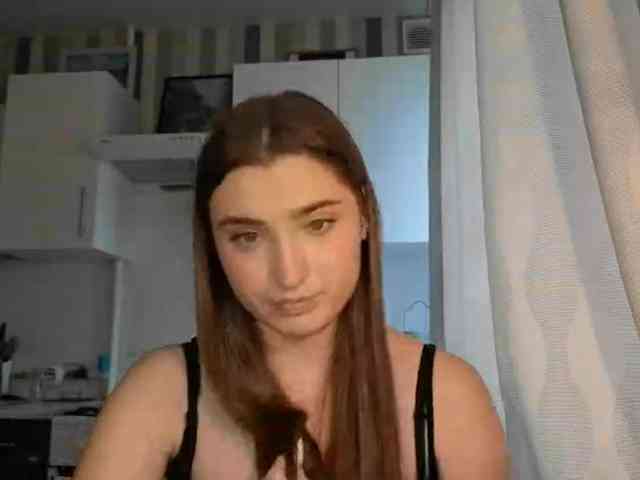 ChristiaPettet webcam