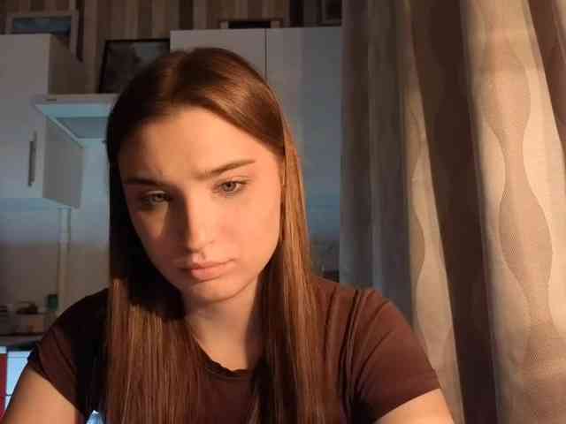 ChristiaPettet webcam